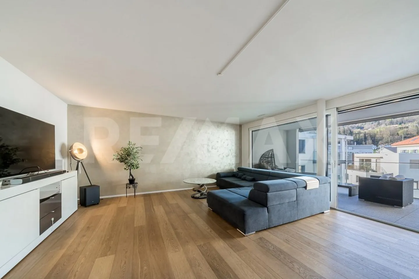 Wohnung kaufen - Foto 2 von 8