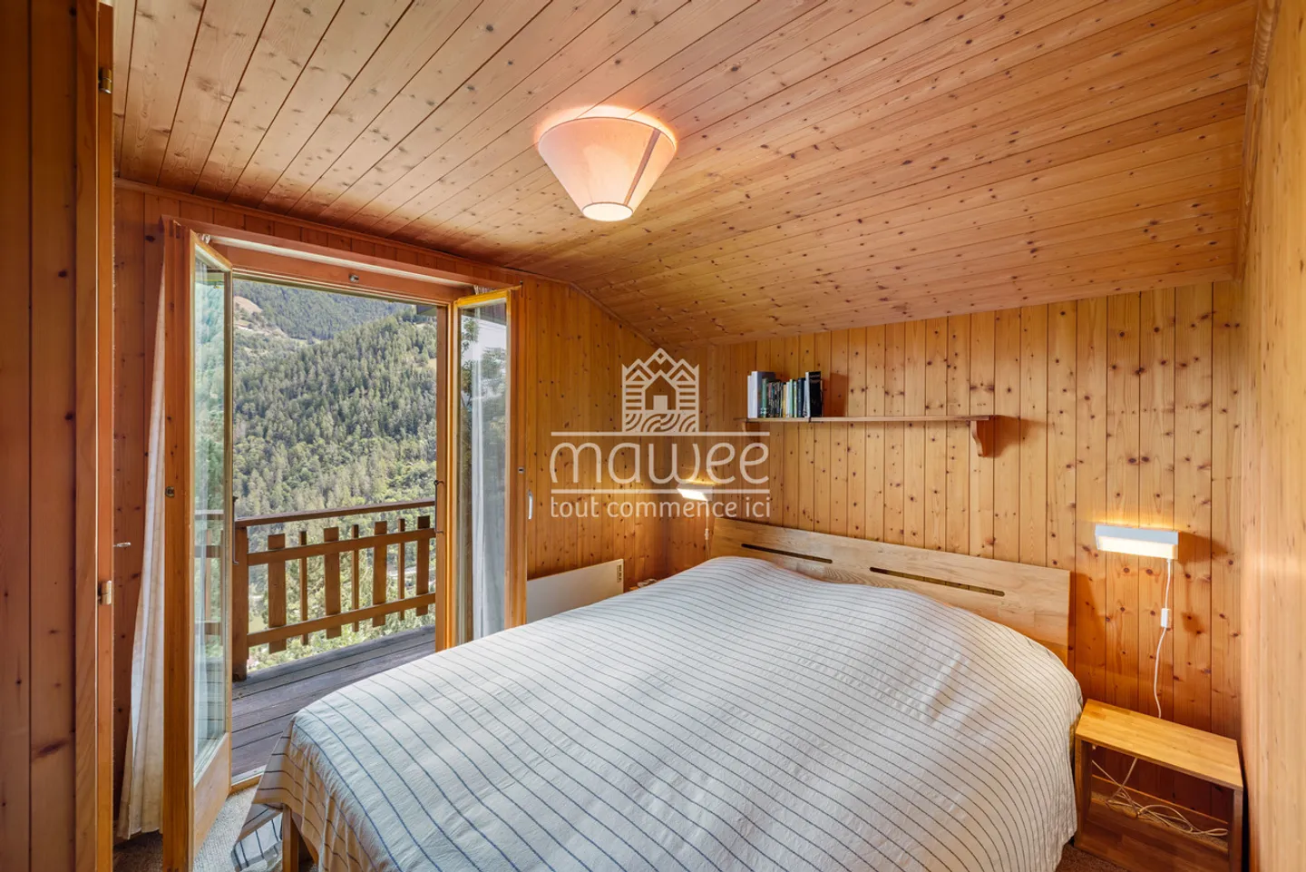 Charming Chalet 4.5 Rooms, Ideal for Second Home - Photo 3 of 5
