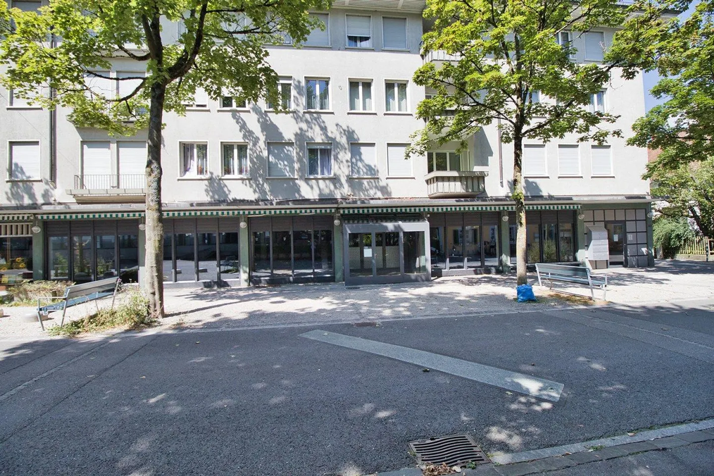 Assolutamente centrale, vicino alla fermata del tram / zona pedonale - Foto 1 di 13