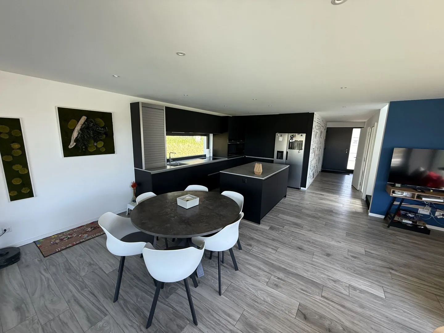 Beautiful nearly new house with 4.5 rooms in an ideal location in Matran - Photo 5 of 13