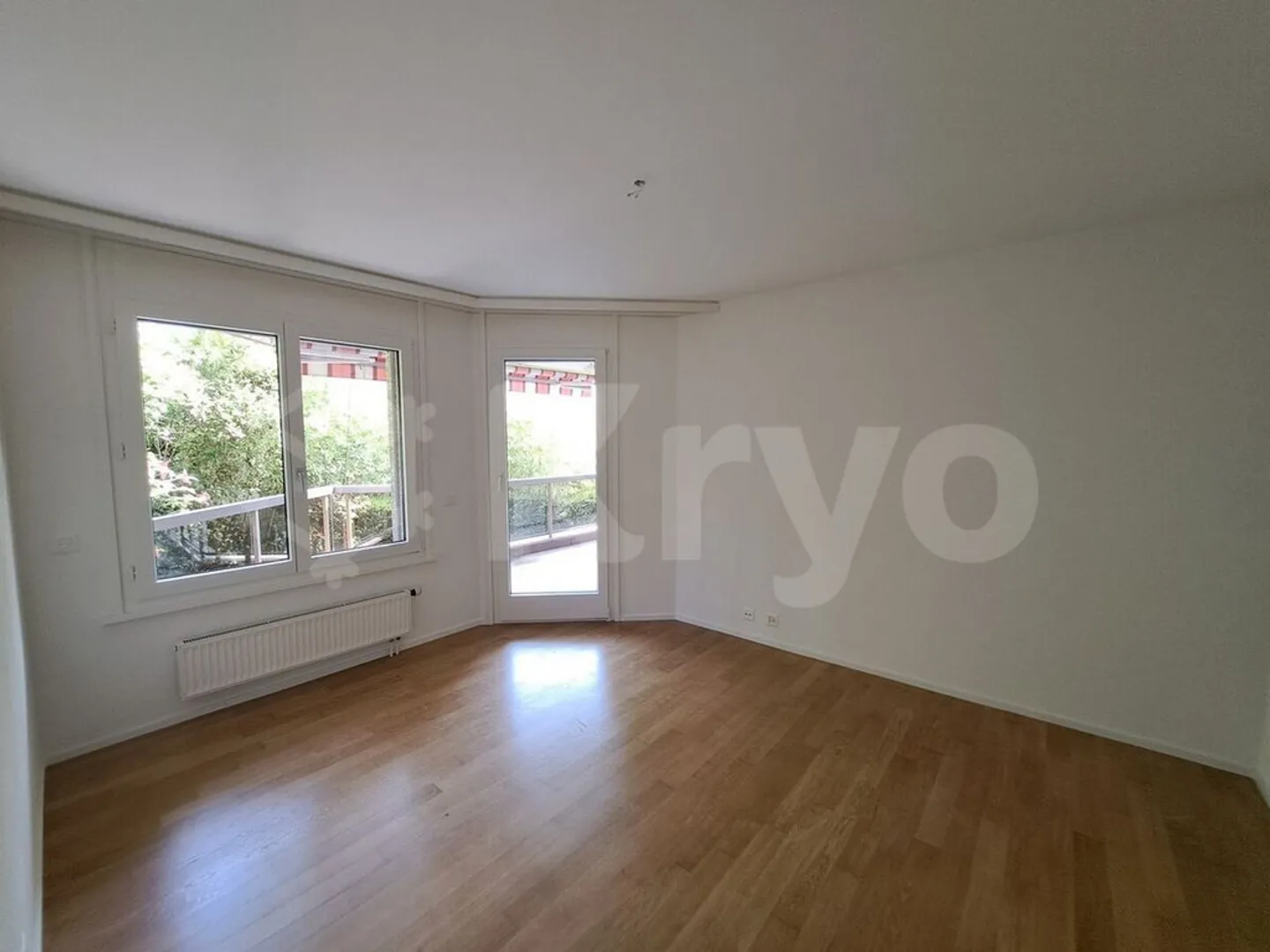 4.5 rooms fully renovated, large terrace, lake view - Photo 6 of 8