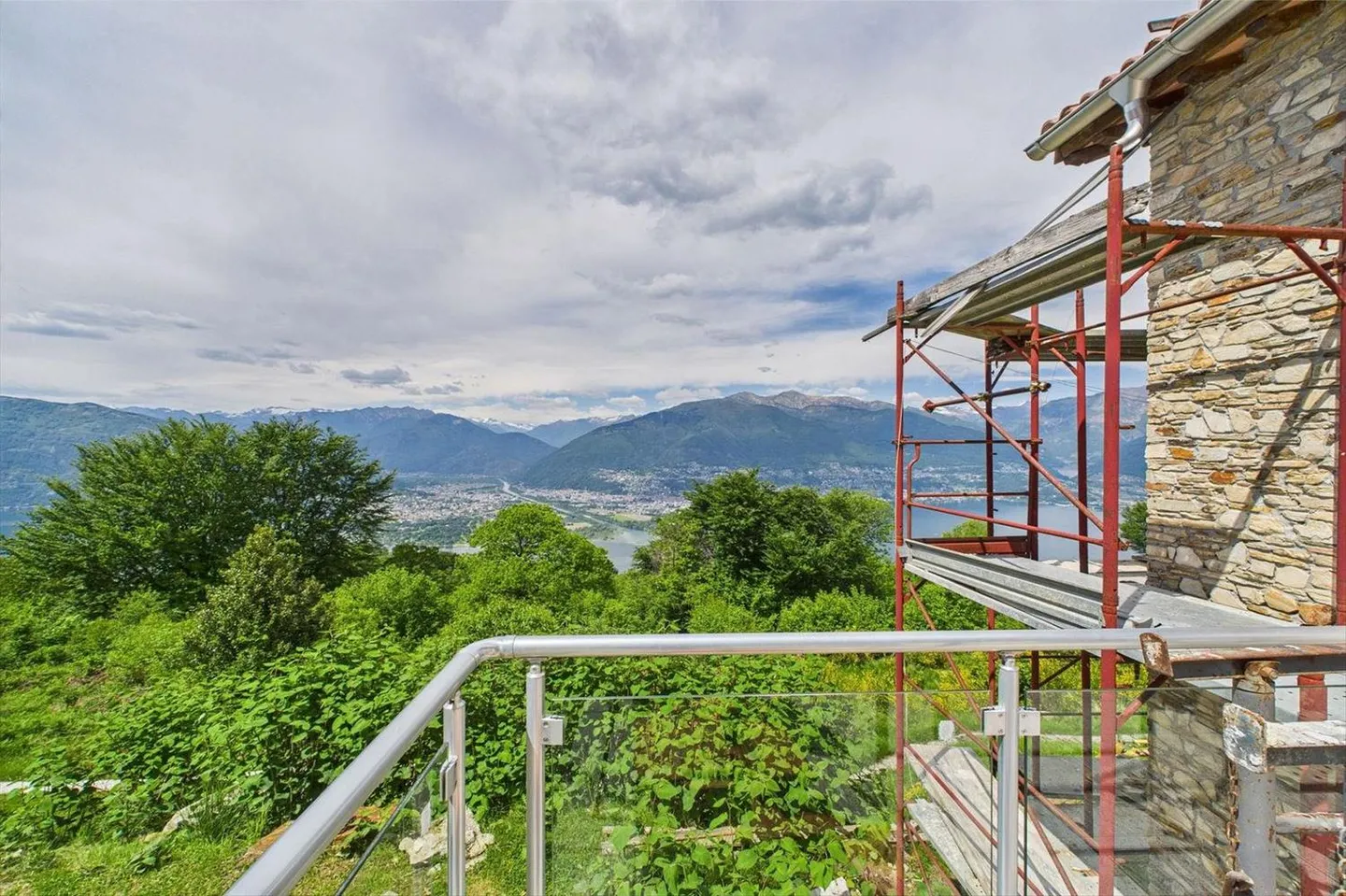 San Nazzaro - New construction in the green - Dream panoramic view! - Photo 5 of 13