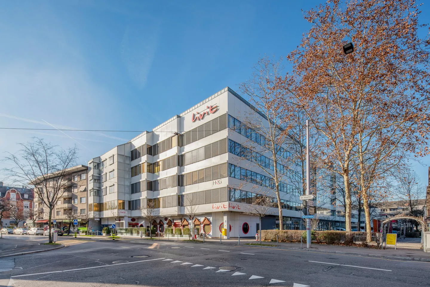Tiefgaragenparkplatz zu vermieten in Zürich Altstetten - Foto 2 von 2