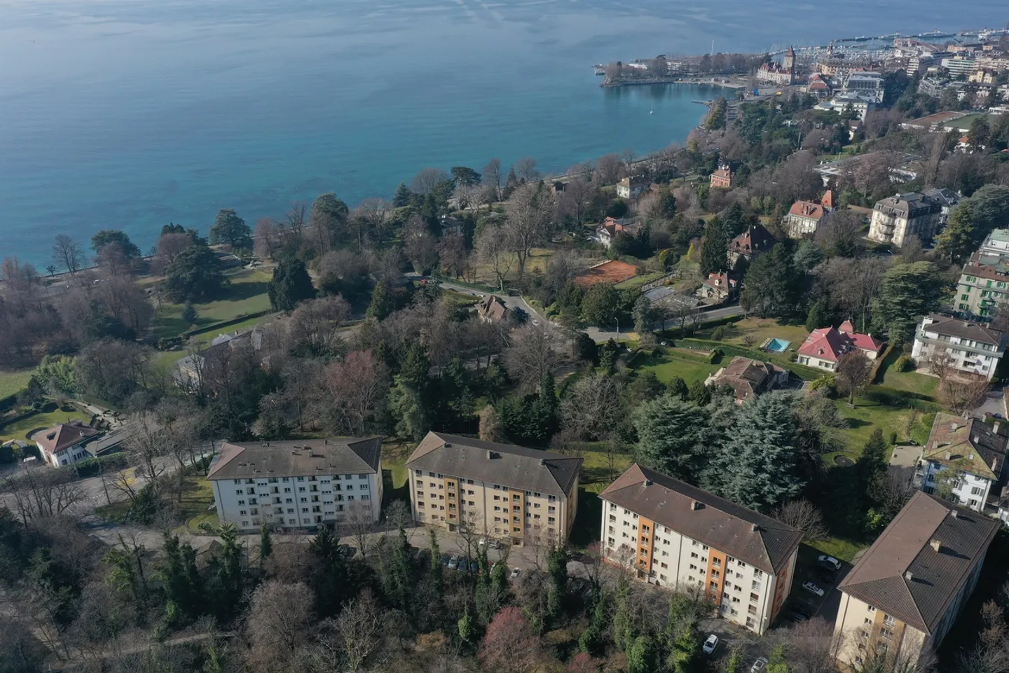 Appartement Charmant Près du Lac - Photo 2 sur 3