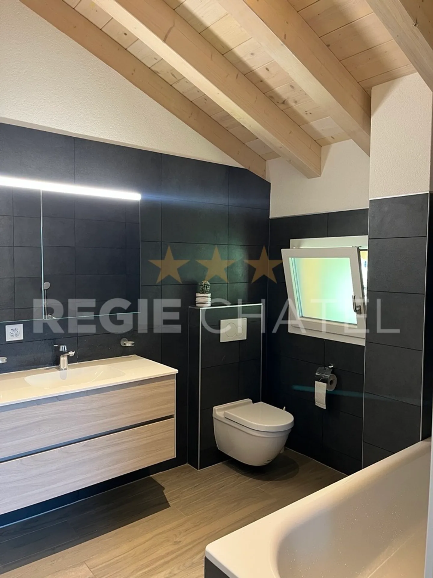 Ravissant chalet individuel 
durée du bail déterminée - Foto 7 di 8