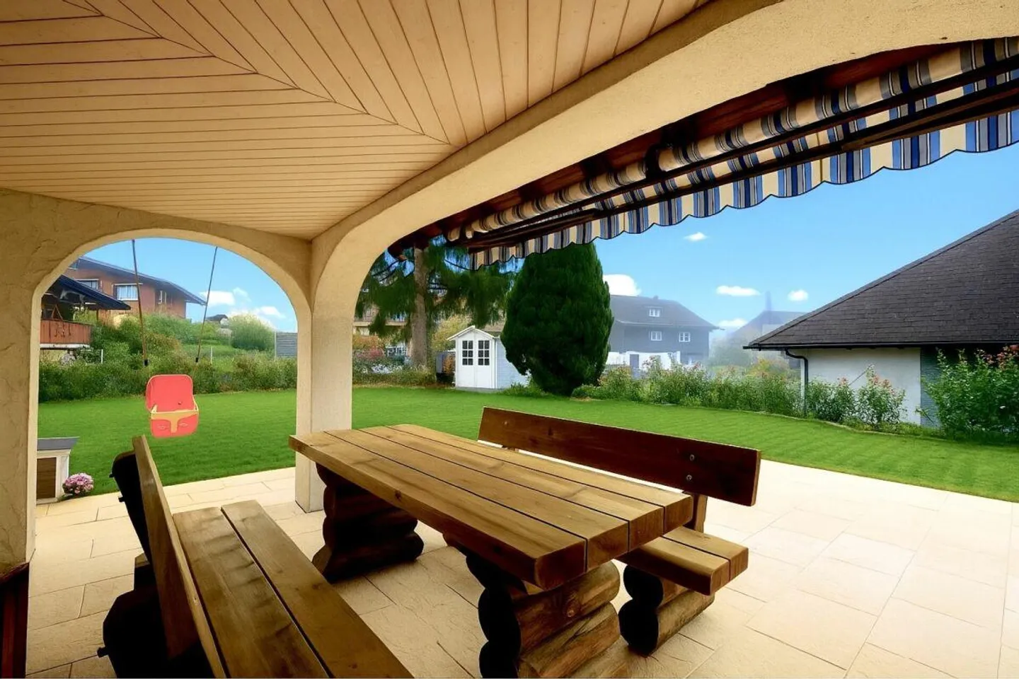 Bellissima casa unifamiliare di 8,5 stanze in una strada privata con giardino - Foto 3 di 23