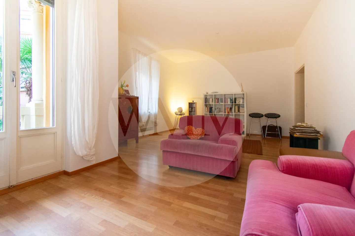 SPACIOUS 2.5 ROOMS IN CITY CENTER - Photo 1 of 14