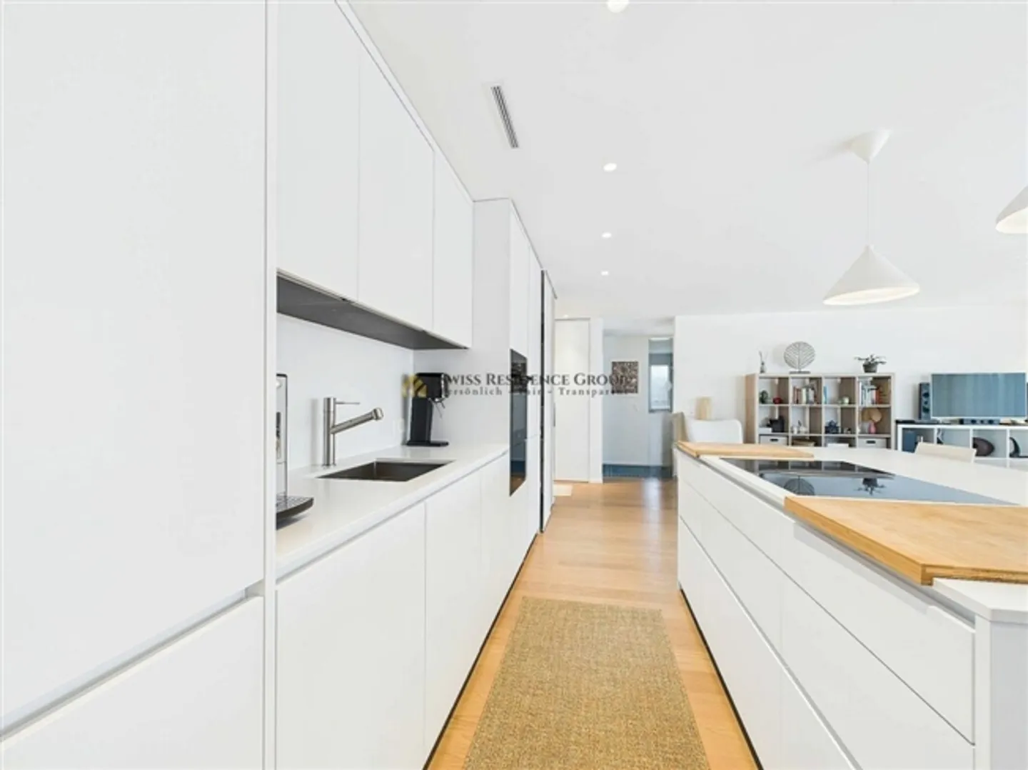 Luxus trifft auf modern - Foto 2 von 17