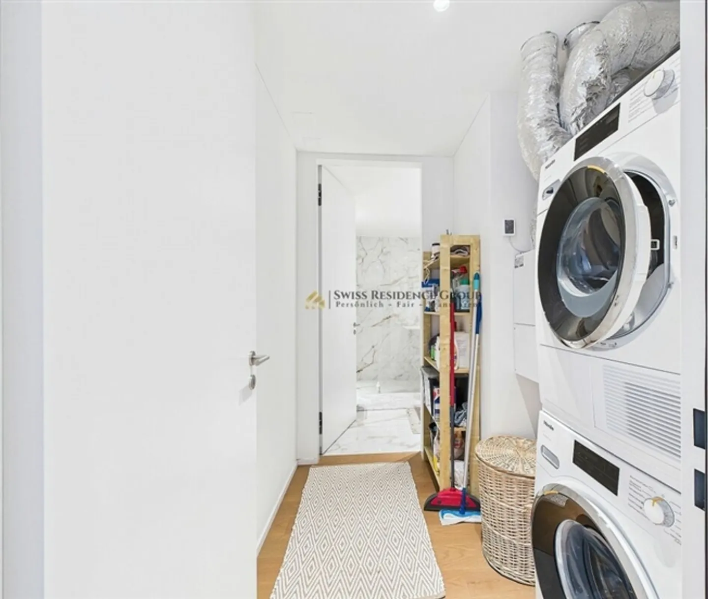 Luxus trifft auf modern - Foto 11 von 17