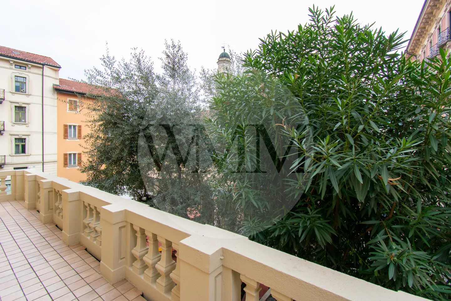 SPACIOUS 2.5 ROOMS IN CITY CENTER - Photo 12 of 14