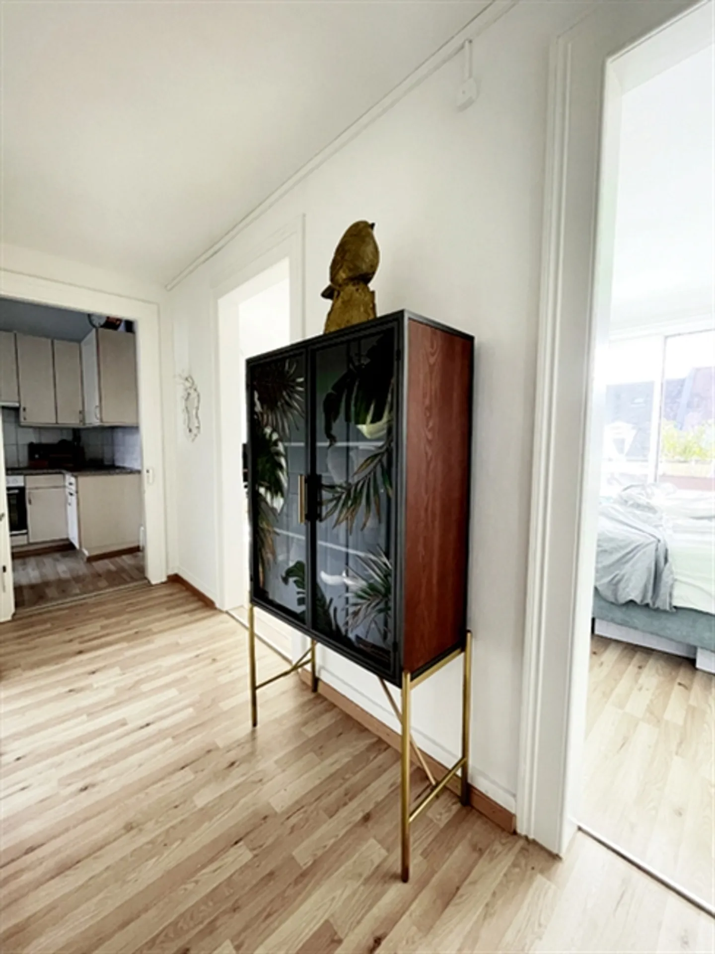 2½ ROOM APARTMENT IN ZURICH - DISTRICT 2 ENGE, FURNISHED, TEMPORARY - Photo 2 of 6