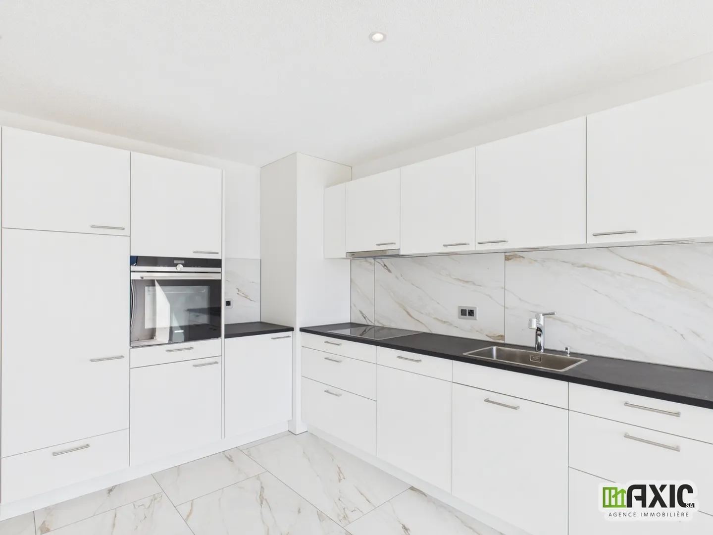 For sale - Beautiful 3.5-room apartment of 75 m² bright on the 2nd floor - Photo 5 of 20