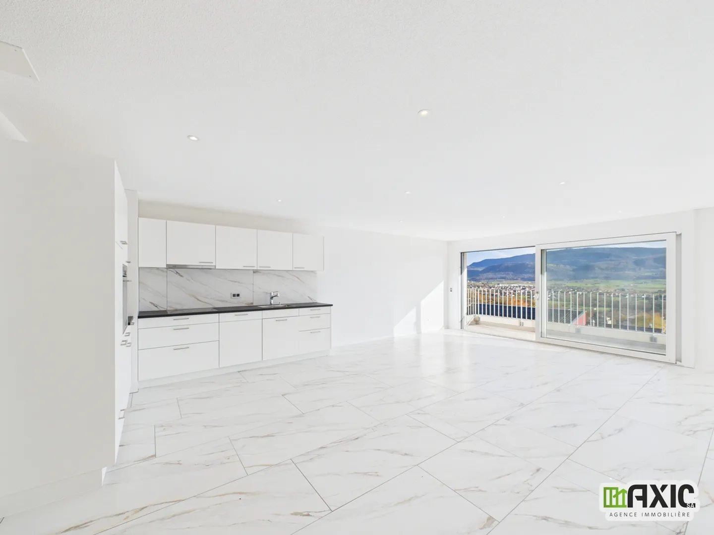 For sale - Beautiful 3.5-room apartment of 75 m² bright on the 2nd floor - Photo 1 of 20