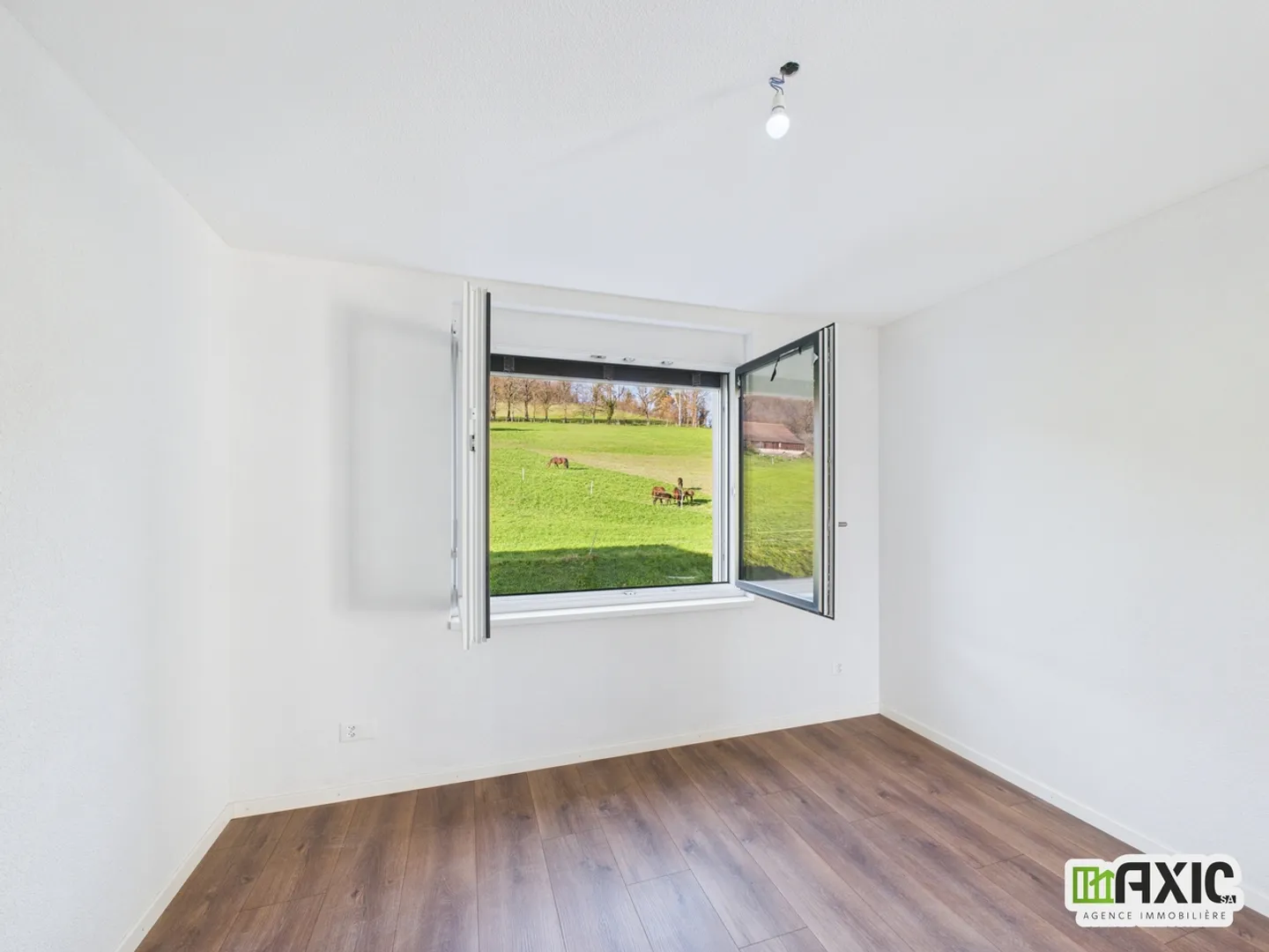 For sale - Beautiful 3.5-room apartment of 75 m² bright on the 2nd floor - Photo 8 of 20