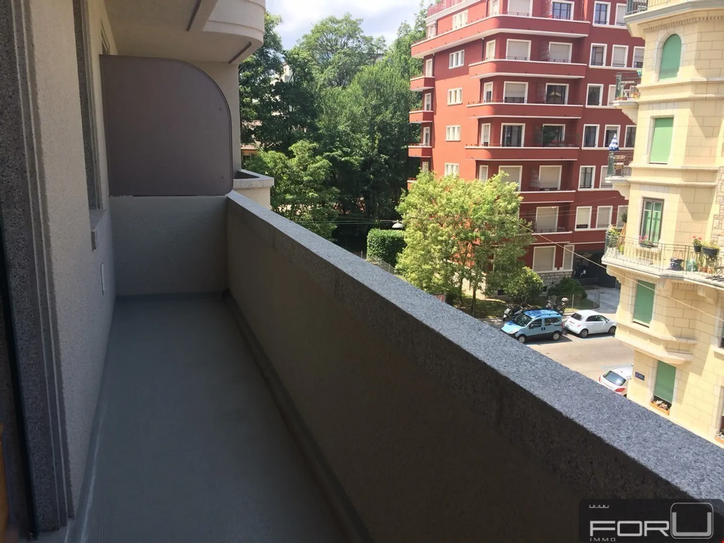 Très bel appartement 2 pièces avec balcon à Malagnou - Photo 1 sur 9