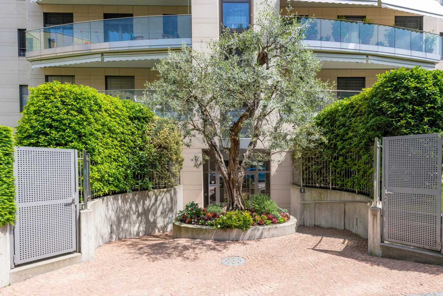 ELEGANTE APPARTAMENTO CON PISCINA CONDOMINIALE  - Foto 13 di 13