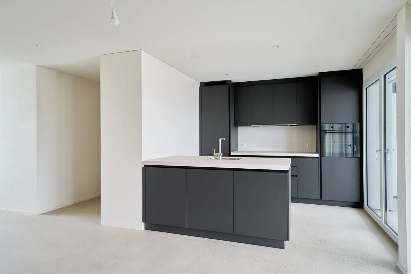 Appartamento moderno e centralmente situato nello standard di proprietà - Foto 1 di 19