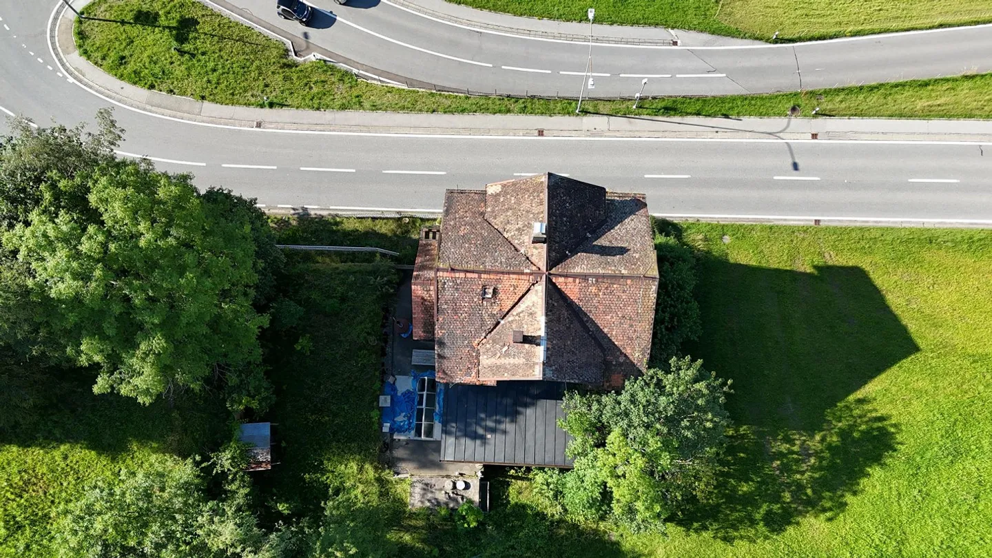 Casa unifamiliare con progetto di ampliamento approvato a Walzenhausen - Foto 4 di 12