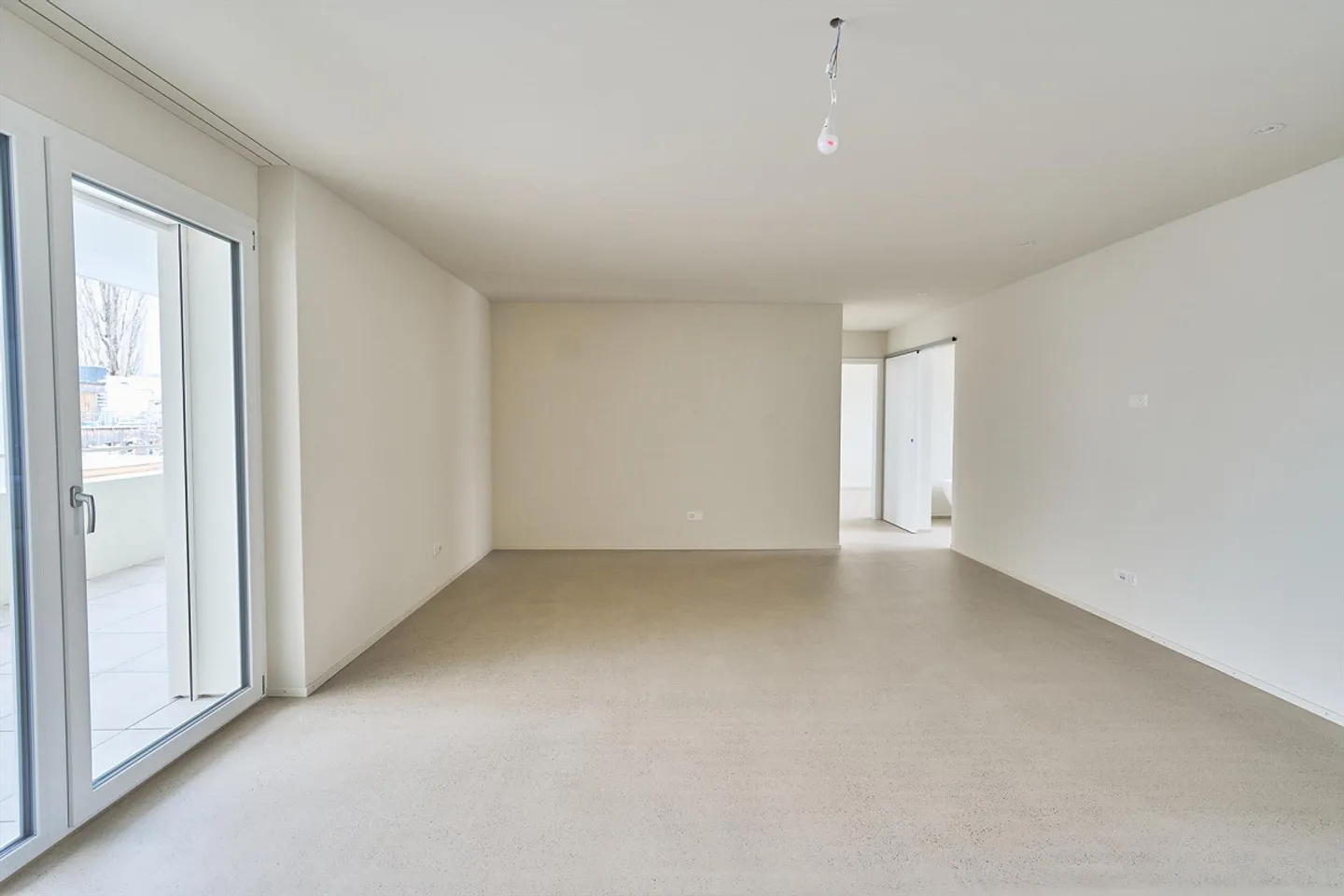 Appartamento moderno e centralmente situato nello standard di proprietà - Foto 7 di 19