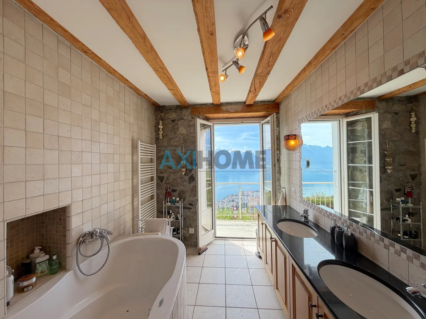 IN ESCLUSIVA! Villa padronale con vista panoramica su Montreux - Foto 11 di 27