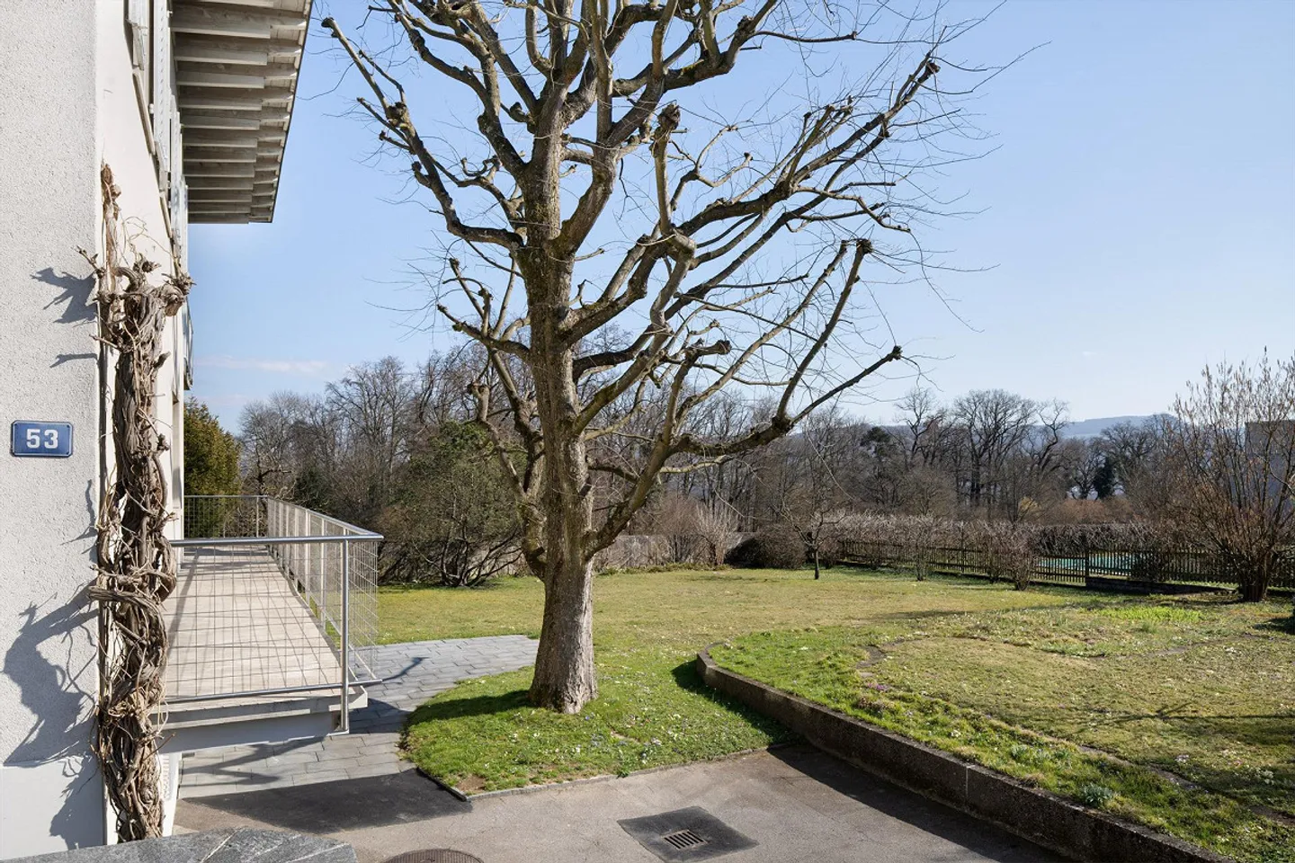 Detached single-family house with garden on Bruderholz - Photo 3 of 14