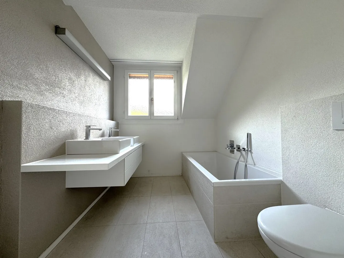 Central, quiet, sunny and at the top - Stylish family apartment - Photo 12 of 37