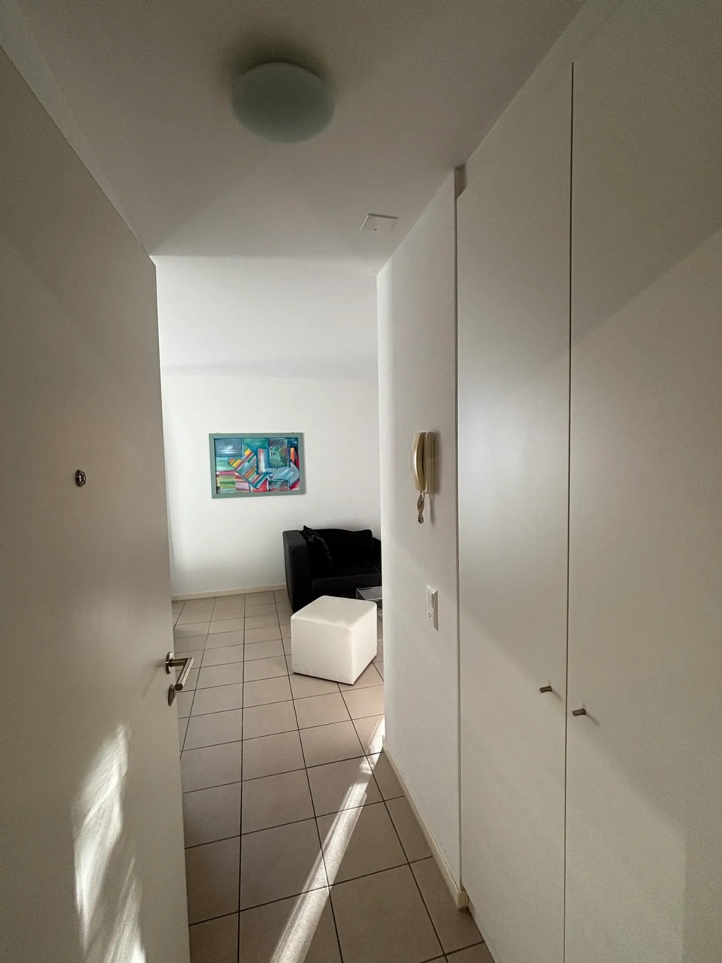 Appartement à louer à Giubiasco, élégant studio meublé - Photo 3 sur 10