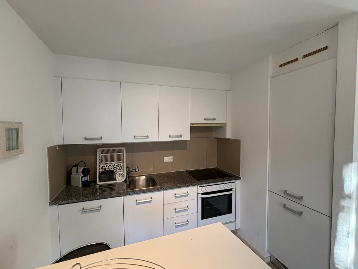 Appartement à louer à Giubiasco, élégant studio meublé - Photo 5 sur 10