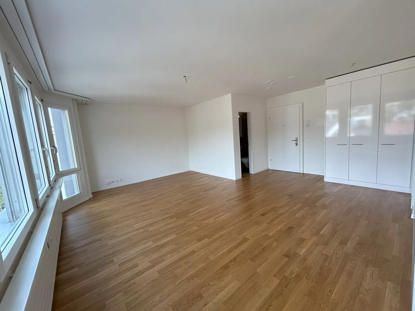 Appartamento studio in una posizione centrale - Foto 3 di 7