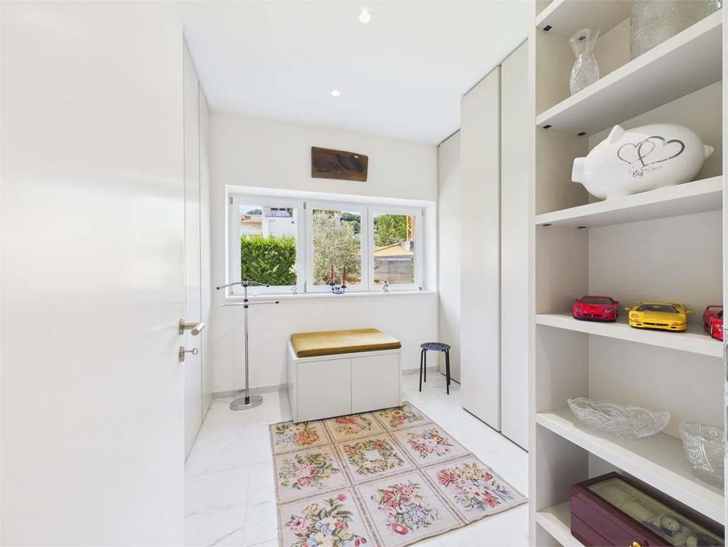 New Apartment with Garden - Photo 6 of 13