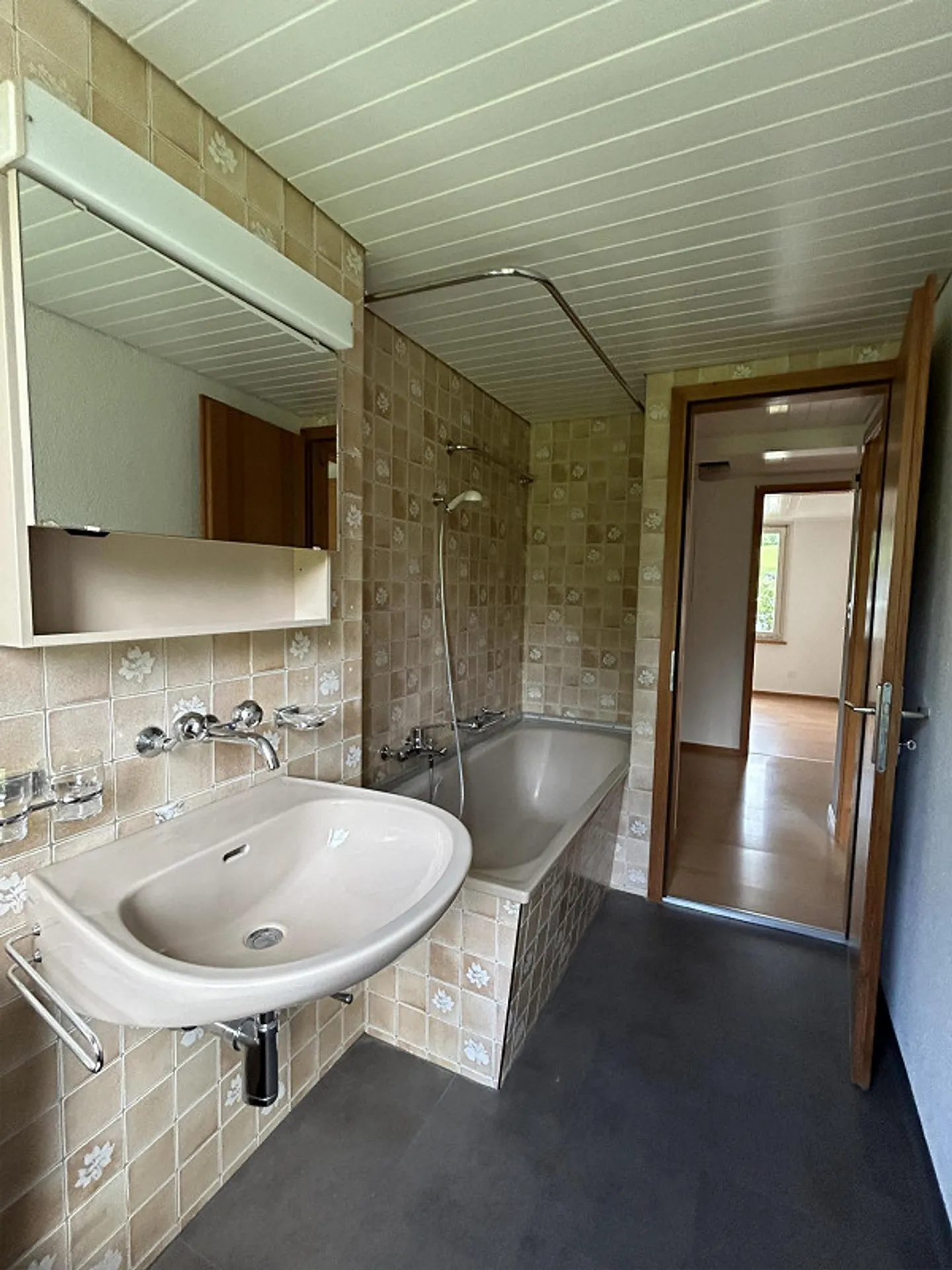 Bella appartamento di 4 stanze con charme - Foto 11 di 18