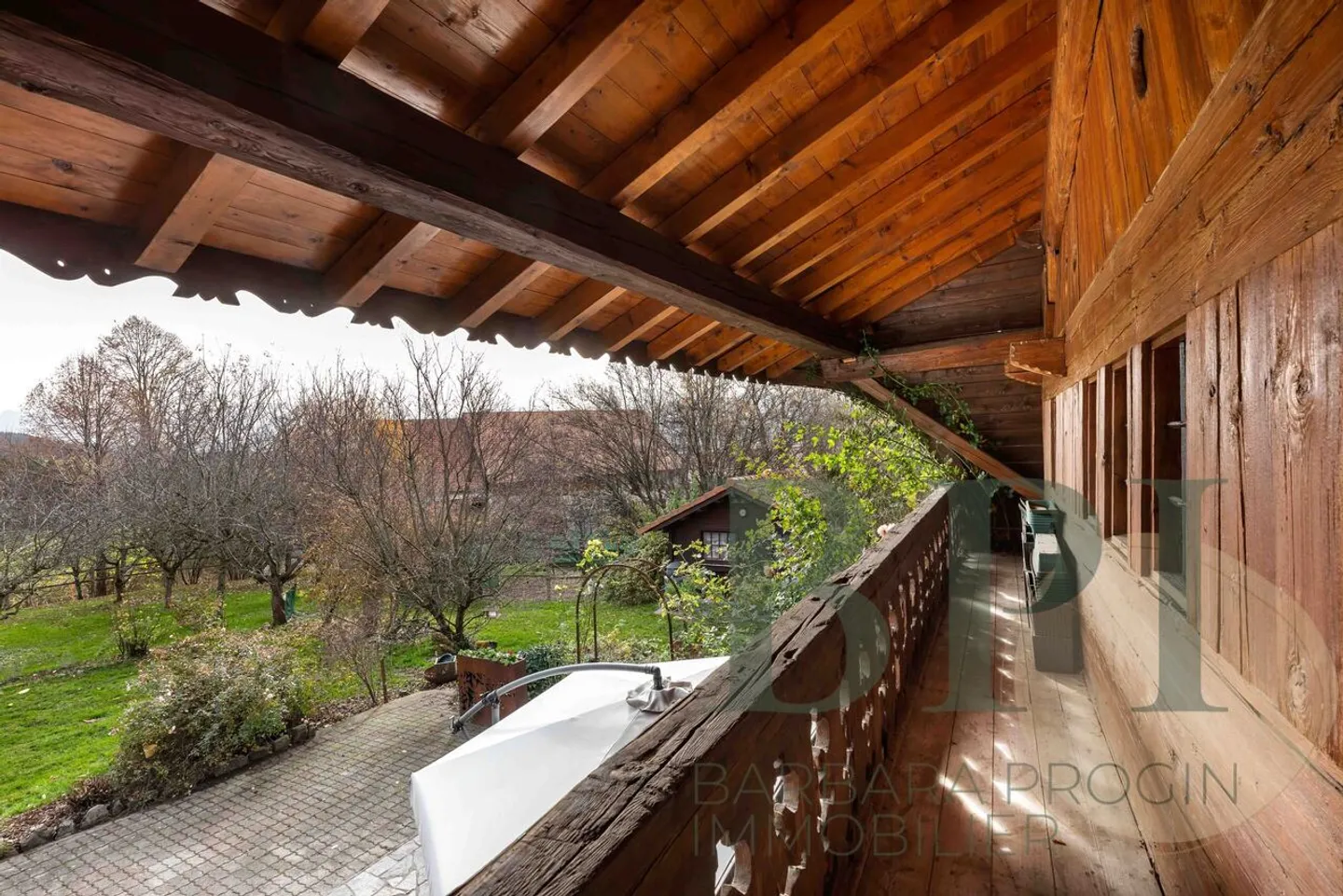 Old exceptional farmhouse in Romanens in La Gruyère - Photo 6 of 13