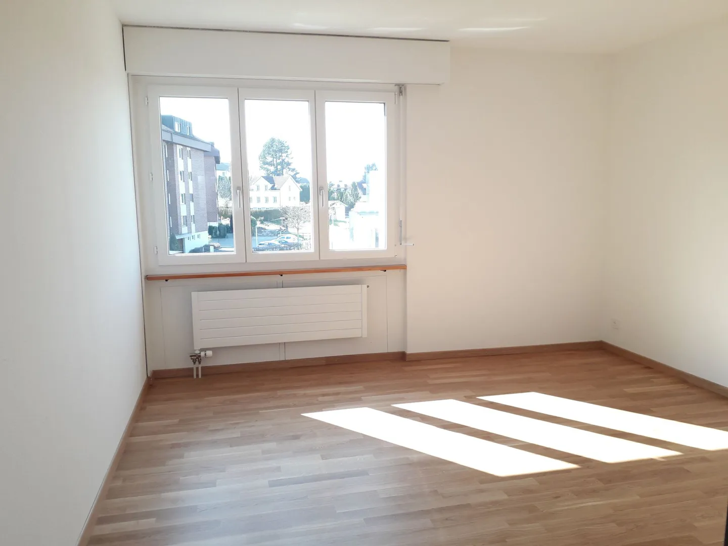 Charming spacious 3.0 room apartment on the 2nd floor - Photo 8 of 11