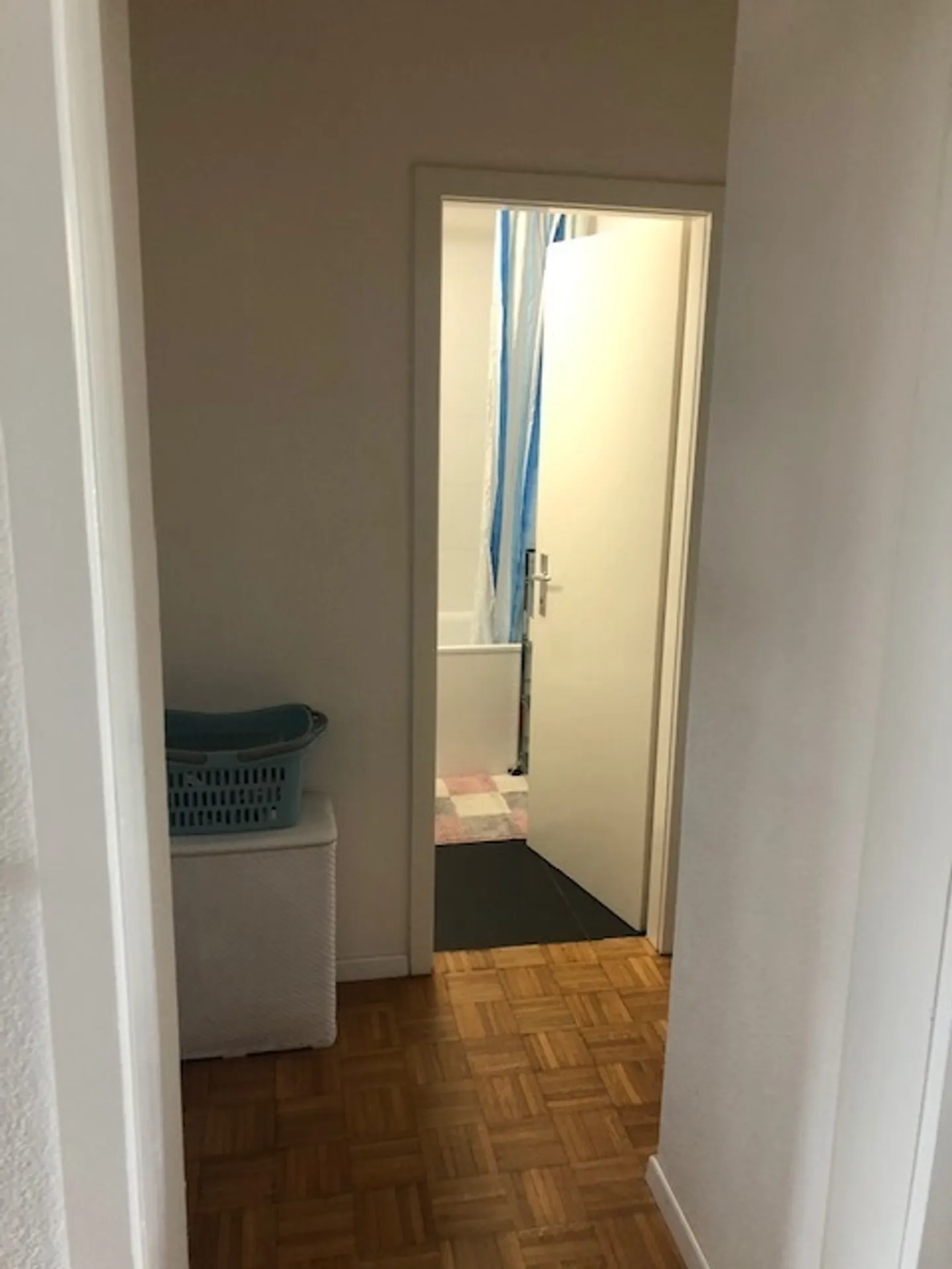 3.5 rooms on the 2nd floor - Photo 4 of 5