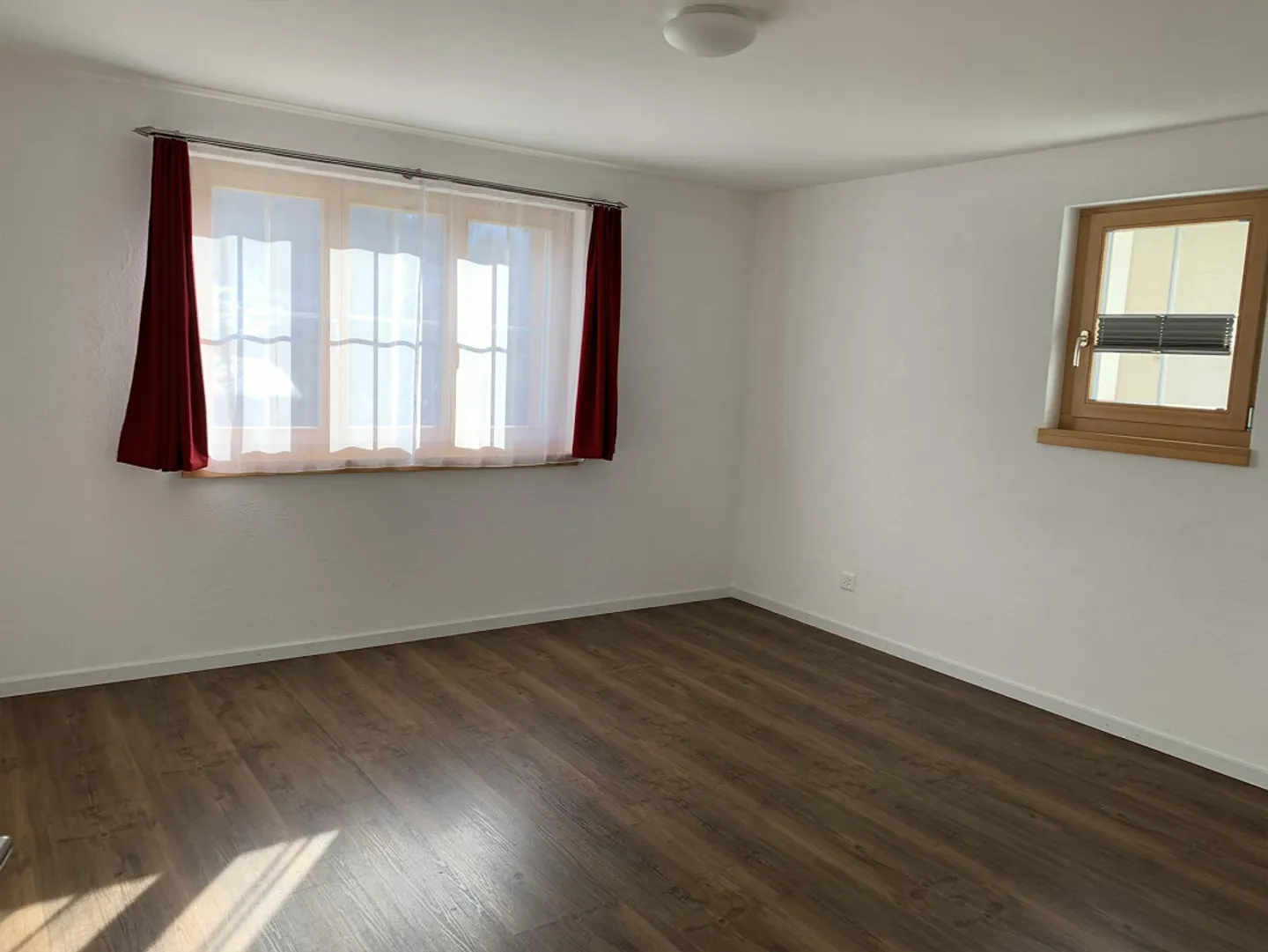 Sonnige 2,5 Zimmerwohnung - Foto 2 von 9