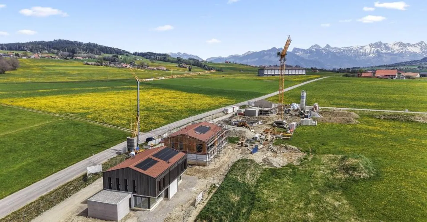 2 ville bifamiliari nuove di 5,5 locali a Sâles - Foto 2 di 7