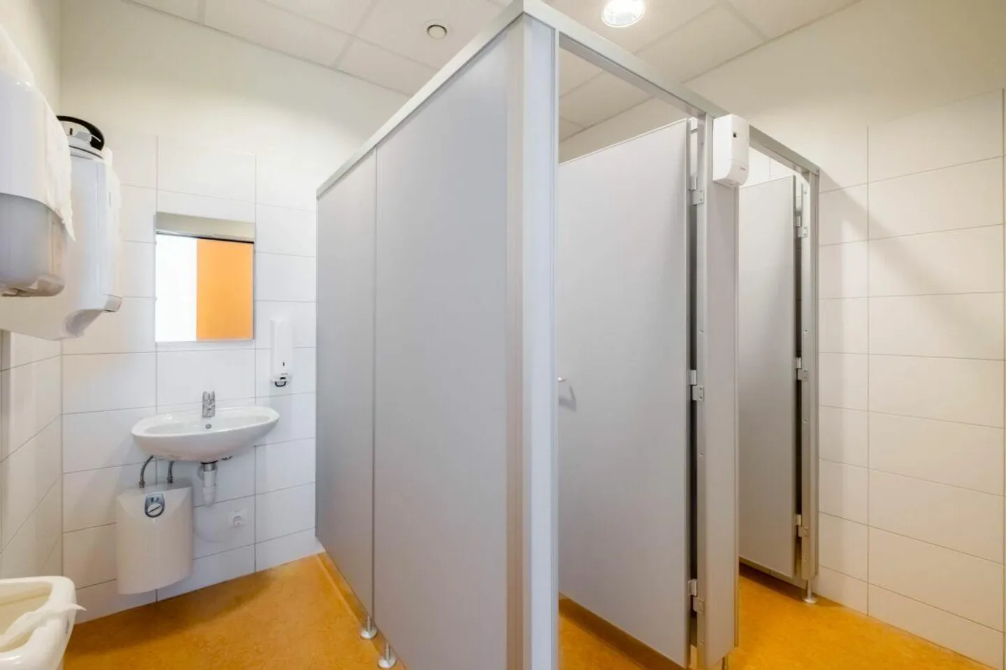 Bureau attrayant pour entreprises et agences - lumineux, moderne et zen... - Photo 10 sur 17