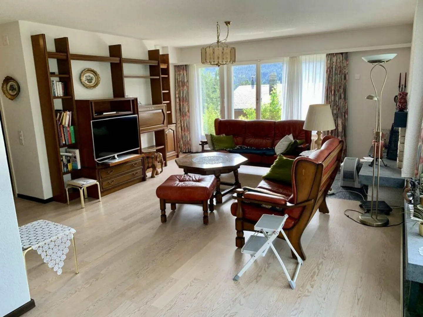 Einfamilienhaus im Grünen mit Top Aussicht und Umschwung - Foto 3 von 15