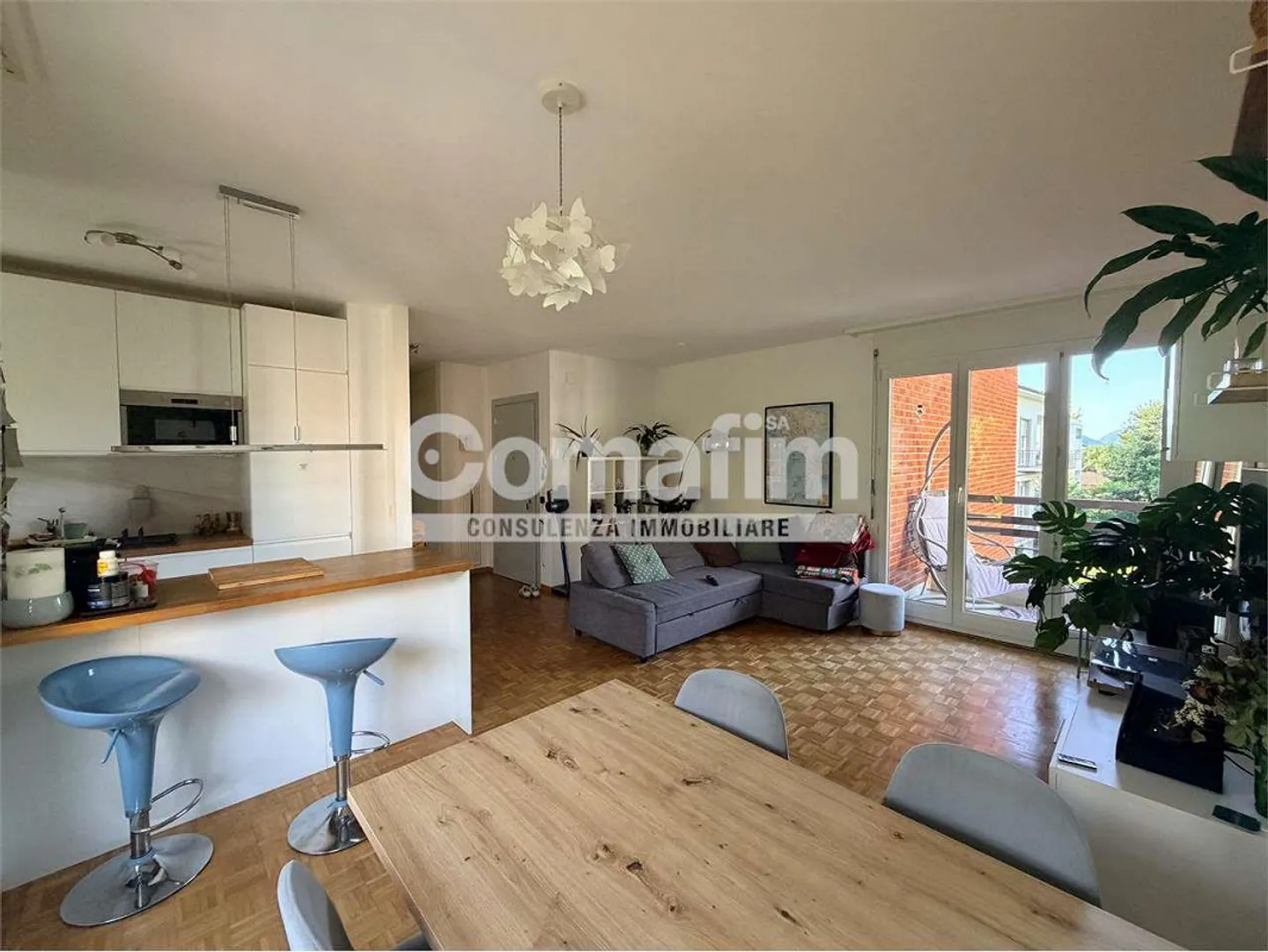 Viganello - Bright 3.5-room apartment with large terraces and parking - Photo 4 of 13