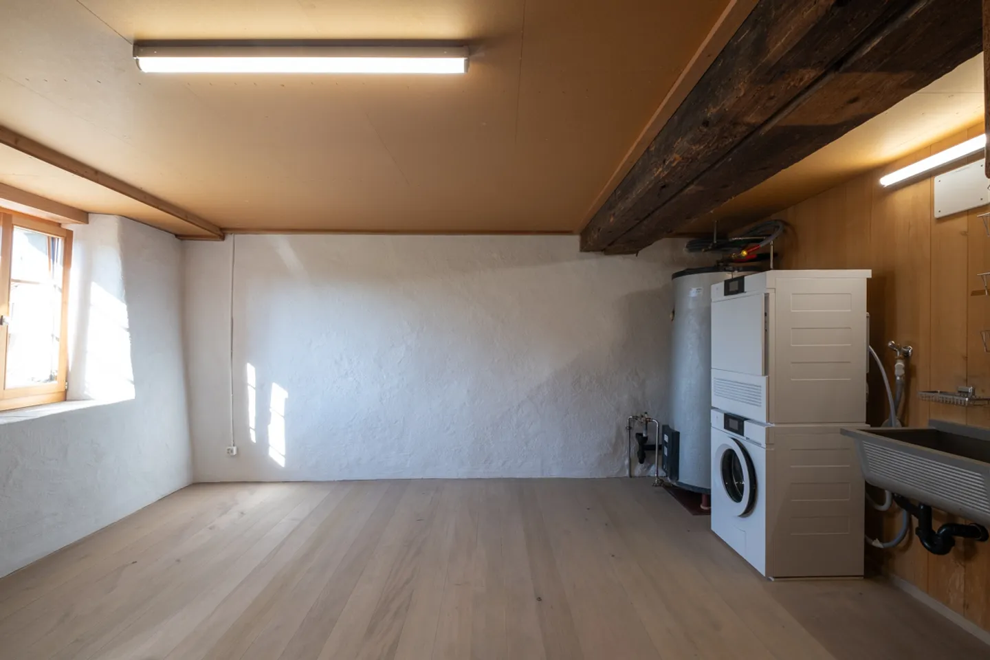 Renovated 7-Room Farmhouse - Photo 18 of 24