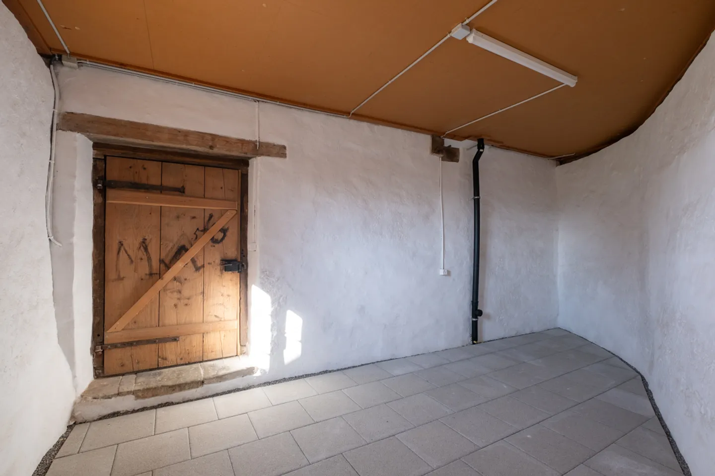 Renovated 7-Room Farmhouse - Photo 19 of 24