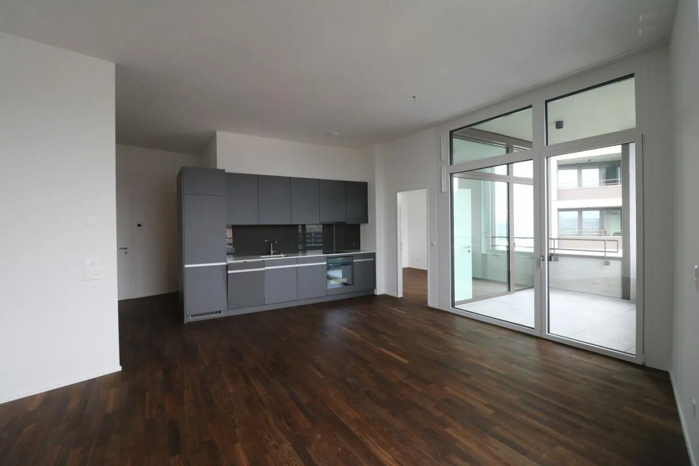 Schöne 2.5-Zimmerwohnung mit Panoramablick - Foto 4 von 8