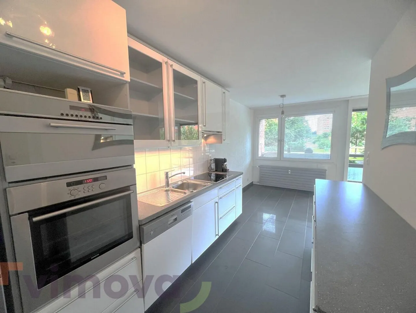 Appartement à vendre - Photo 2 sur 10