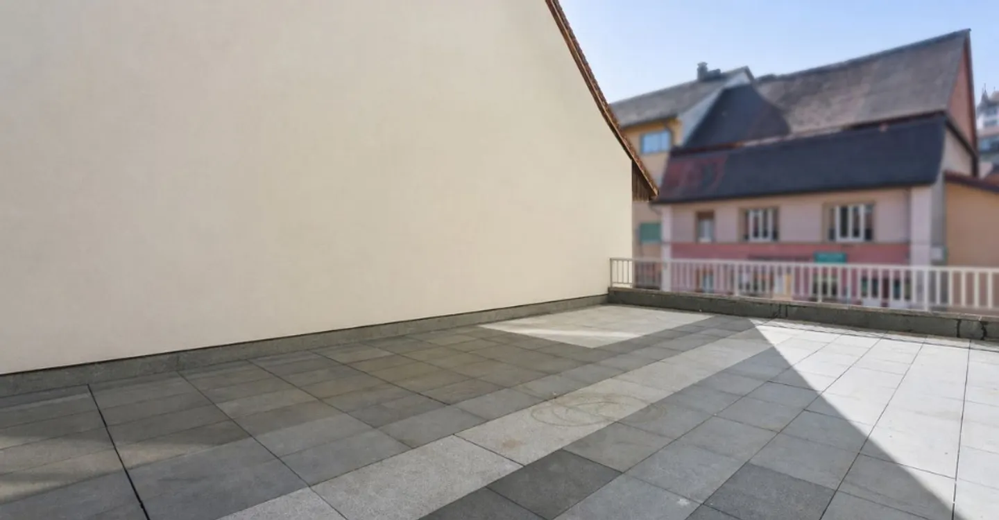 Spazioso appartamento di 5,5 locali con terrazza di 60 m2 a Lucens - Foto 5 di 8