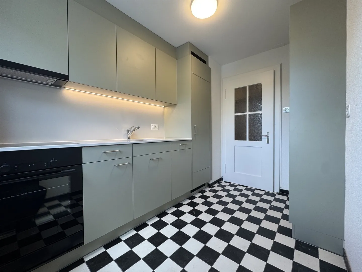 Here ends your apartment search - freshly renovated 4-room apartment in... - Photo 2 of 5
