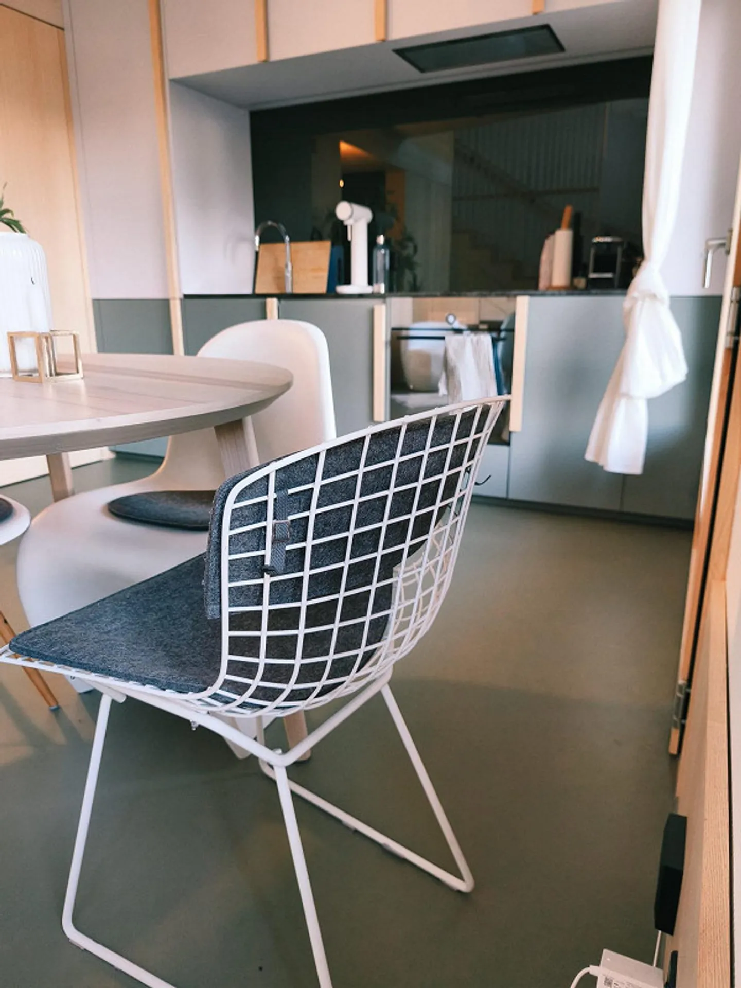 2-Room Maisonette Studio in Kloten - Photo 3 of 14