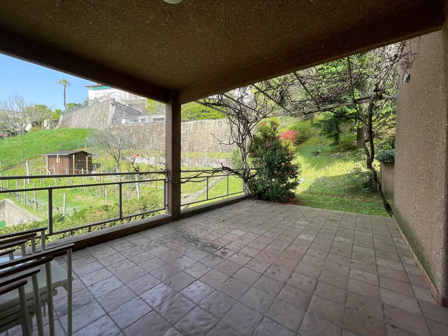 Spacious Apartment with Lake View - Photo 11 of 12