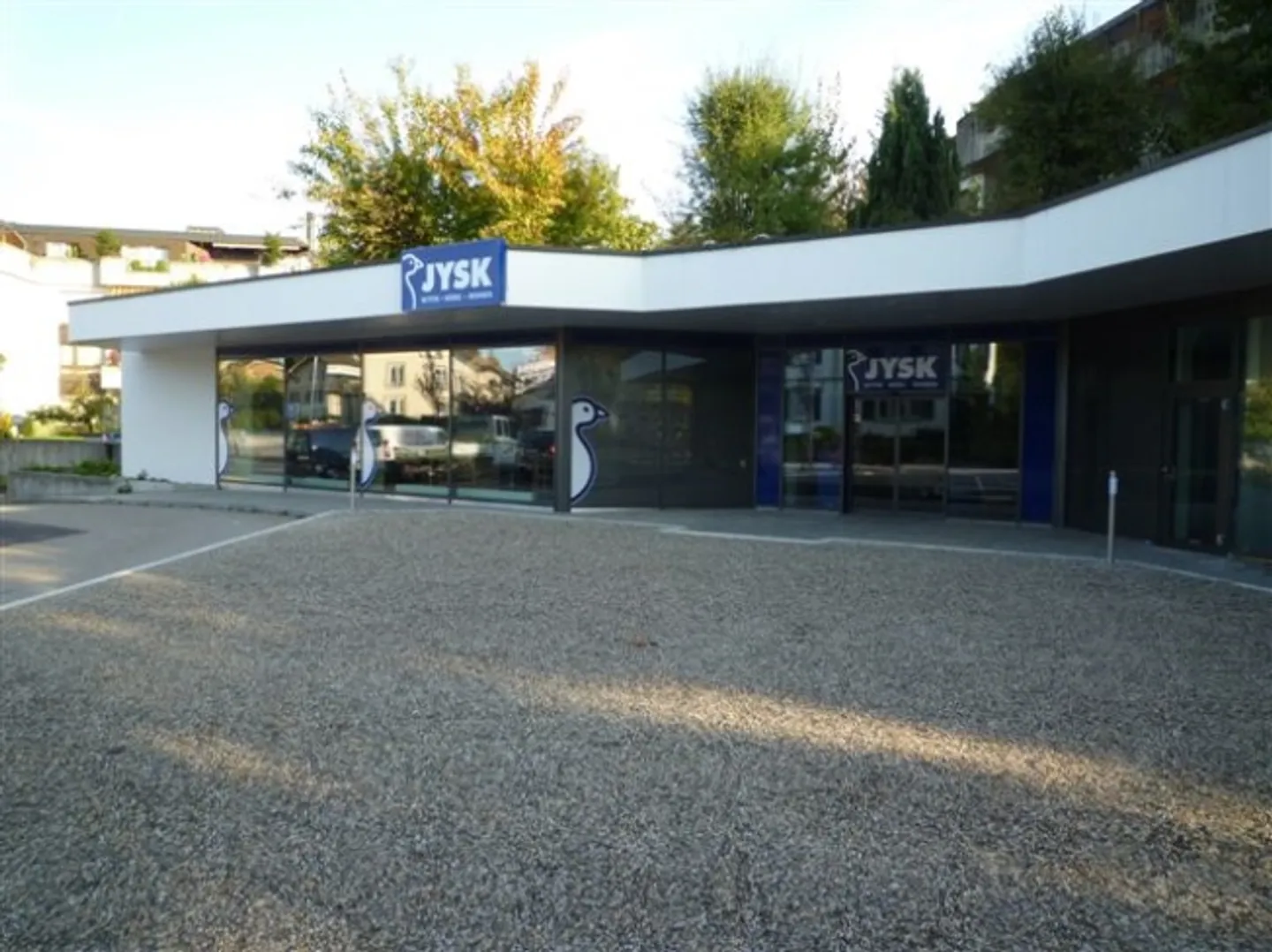 Outdoor parking space for rent - Photo 1 of 1