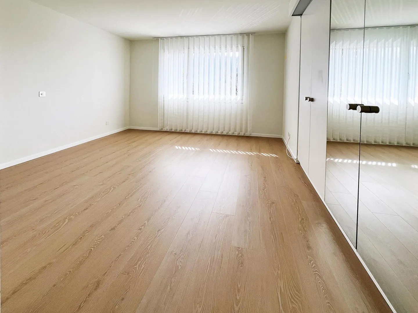 Single-family house with garden, pond and plenty of space to live - Photo 8 of 19