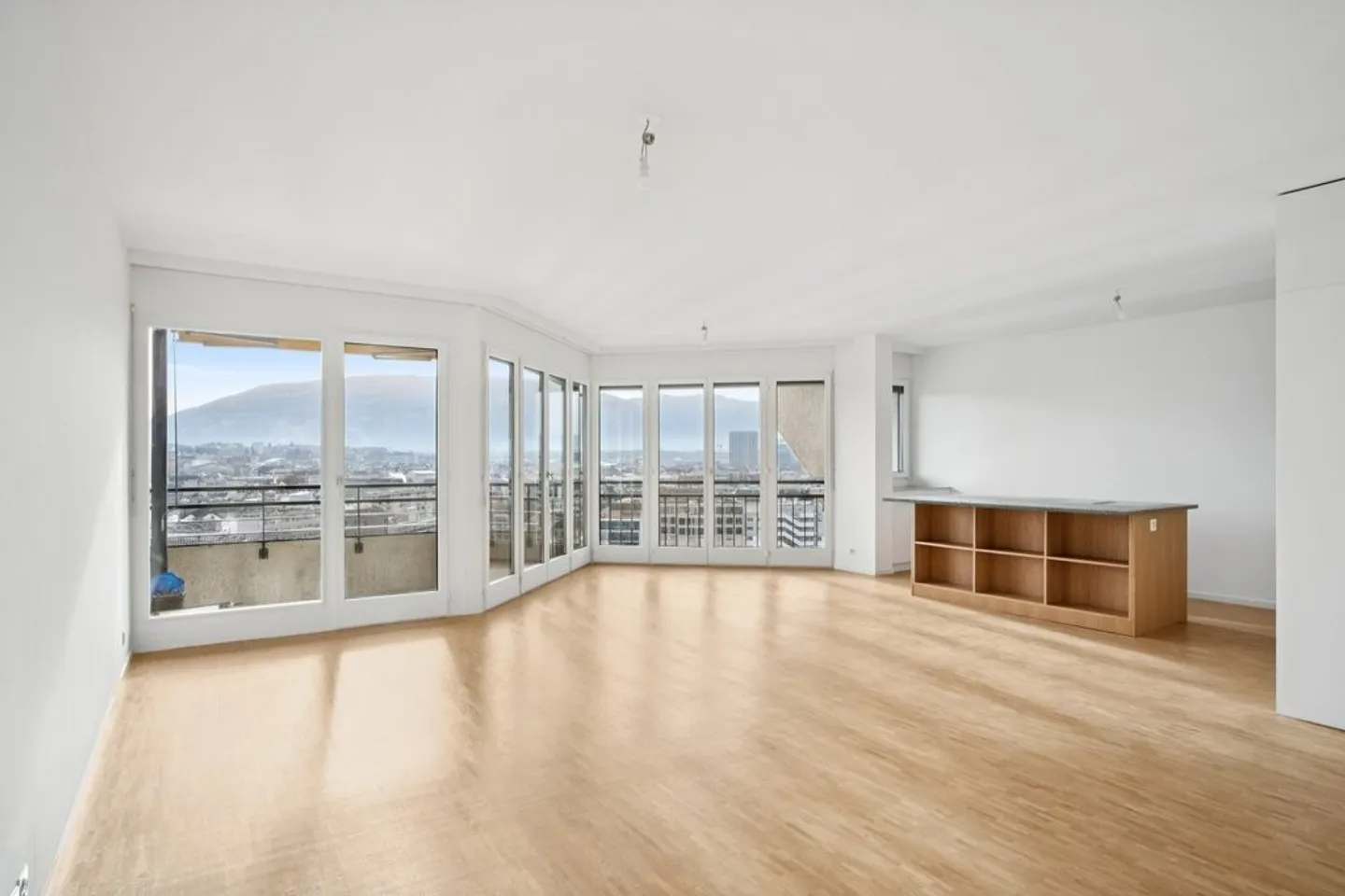 5-room apartment - Photo 5 of 11